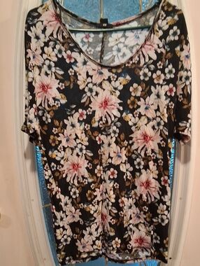 H&M Black Scoop Neck Short Sleeve Top with Pink & White Floral Print